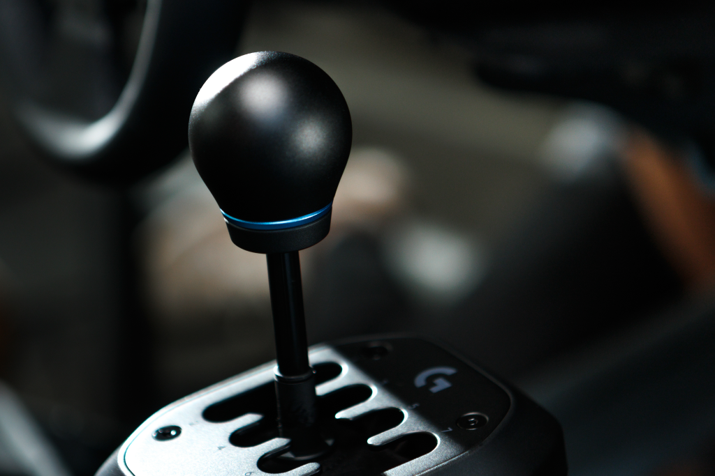 Logitech G presenta el RS H-Shifter, su nueva palanca manual para sim racing